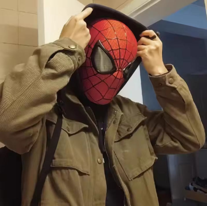 Halloween Blinking Spiderman Mask